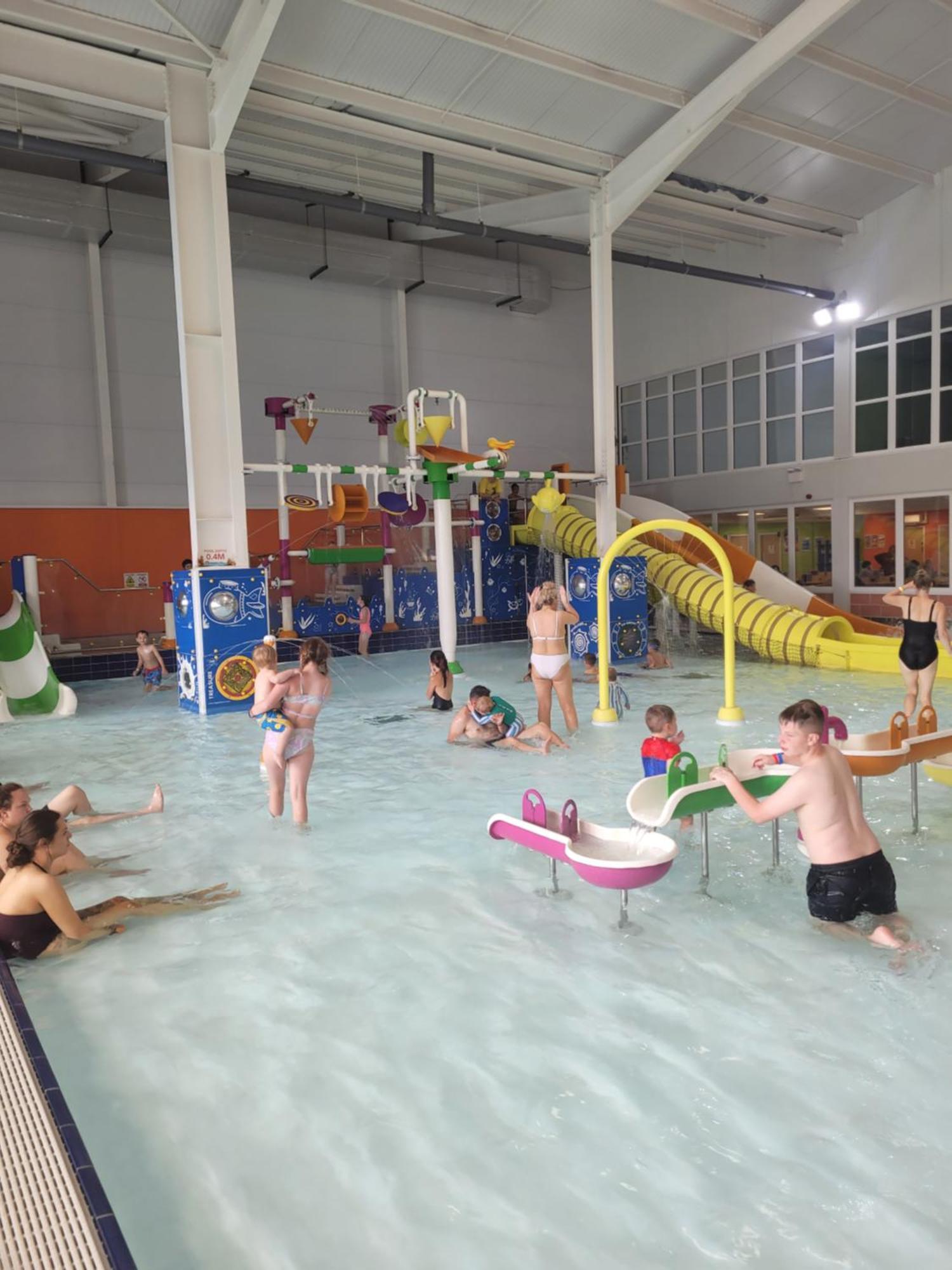 A22 Unity Beach Holiday Resort Unity Brean Sleeps 8 People 3 Bedrooms 1 Pet Stays Free Berrow Экстерьер фото